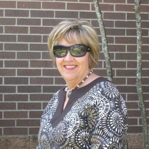 Meet your Posher, Linda